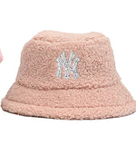 Load image into Gallery viewer, Yankee Bucket Hat
